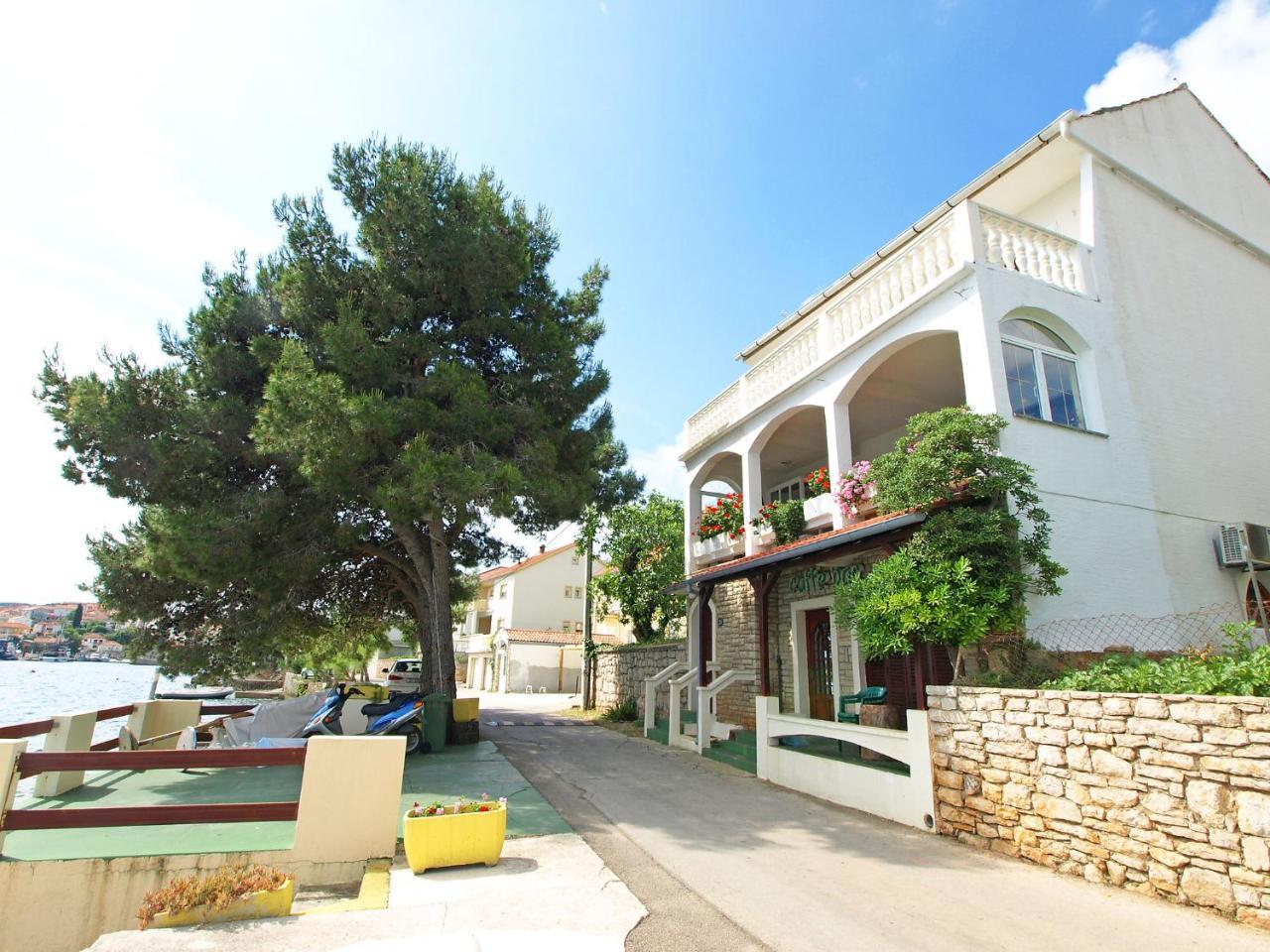 Holiday Home Ana By Interhome Kali Exterior photo